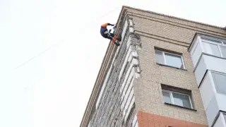 Смерть фельдшера Улданы Мырзуан: бардак в сфере строительства раскритиковали в Мажилисе