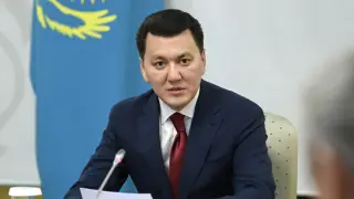 Ерлан Карин об инфо-рэкете: мы не должны поощрять шантаж и вымогательство