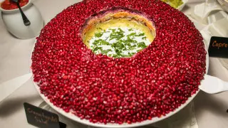 3 рецепта вкусного гранатового браслета на новогодний стол