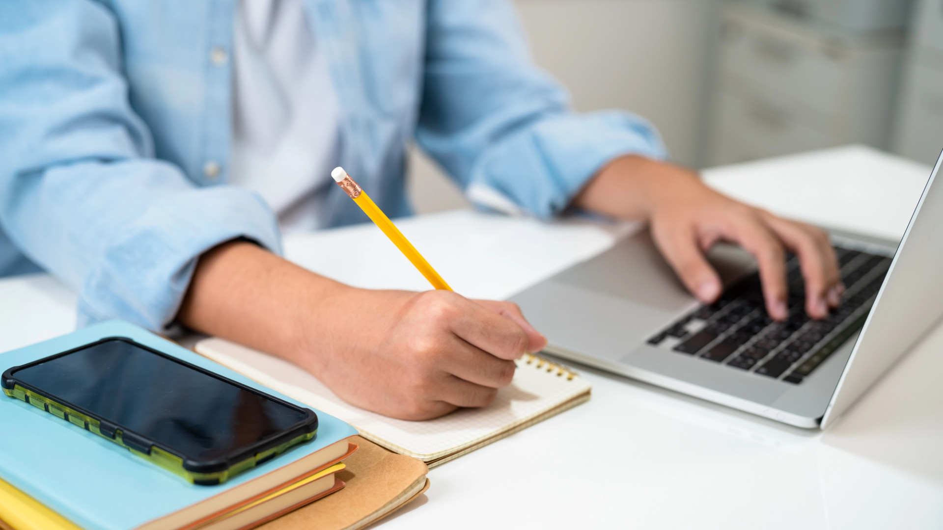 Часть школьников отправят на дистанционку в Астане