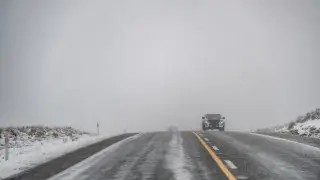 В четырех областях ограничено движение транспорта из-за гололедицы и плохой видимости