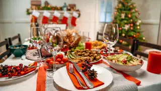 Стоимость новогоднего стола посчитали в правительстве