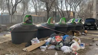 В землю зарыли миллиарды. Кто и сколько заработал на новых мусорках в Алматы