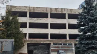 Заморожены на десятилетия: какие объекты в Алматы так и не смогли достроить