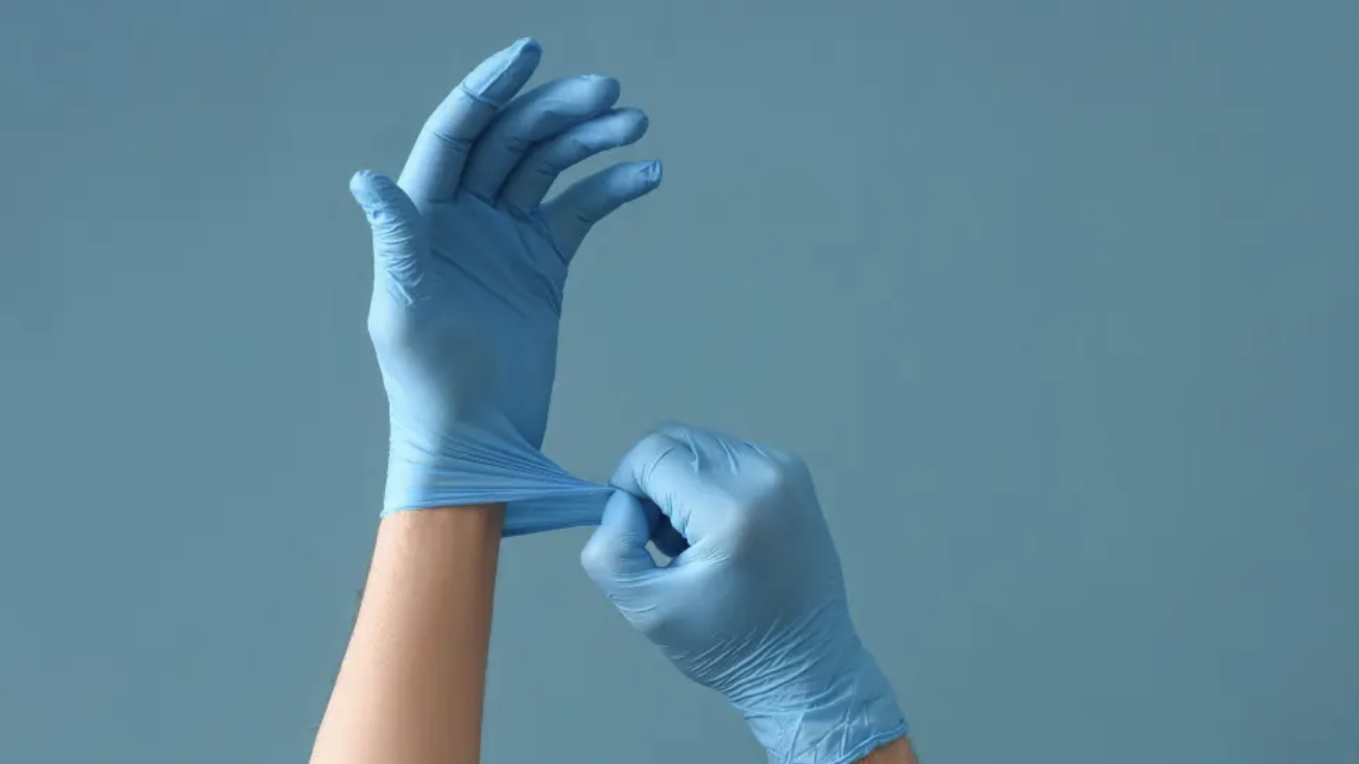 “Казахстанские“ перчатки для медиков оказались тайскими и вдвое дороже: как такое произошло