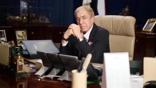 Гуцериев поблагодарил Медведева за возвращение в Россию