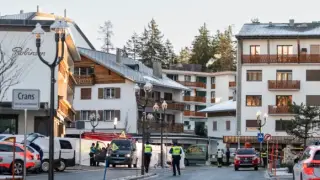 Токаев выразил соболезнование президенту Швейцарии в связи с гибелью людей на курорте