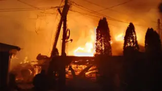 Украина и Россия обвинили друг друга в нападениях на мирных жителей в новогодний день