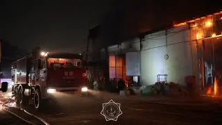 Пожар в Алматы полностью ликвидировали, тушение продолжалось всю ночь