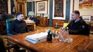 Зеленский призвал значительно ускорить санкционное давление на Россию