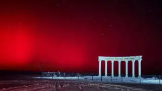 “Кровавое“ небо над Каспием: жители Мангистау стали свидетелями редкого явления