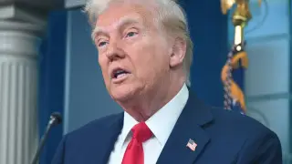 Трамп хочет подарить каждому жителю Гренландии по миллиону долларов – СМИ