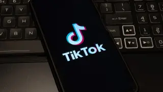 “TikTok спасён“: Трамп заявил о завершении громкой сделки
