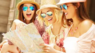 Названы три привычки, которые мешают экономить на путешествиях