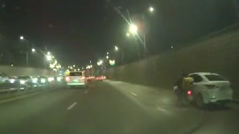 Кадры из видео