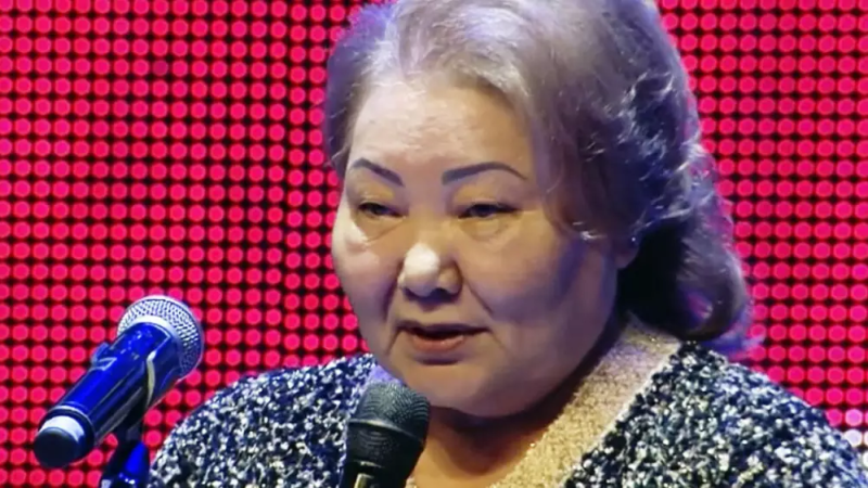 Анипа Назарбаева / Кадр из видео на youtube