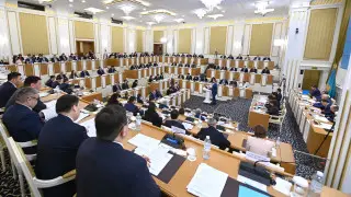 Шестое заседание Конституционной комиссии началось в Казахстане: трансляция