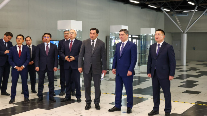 //$item->getThumbAlt()