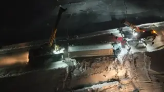 Фура вылетела с трассы в ВКО, полицейские перекрыли участок