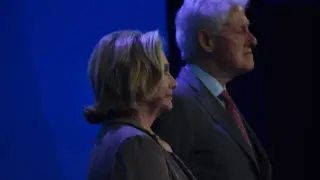 Билл и Хиллари Клинтон решили дать показания по делу Эпштейна