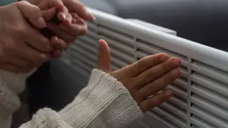 Жители целого микрорайона в Актобе жалуются на холод в квартирах