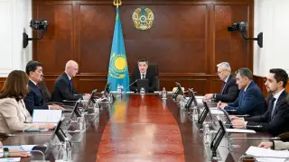 Бектенов указал трем регионам на слабую работу по экопроектам