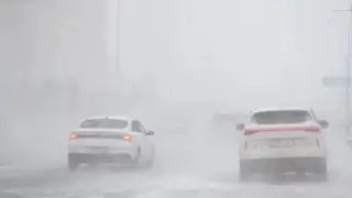 Из-за непогоды ограничили движение ещё в нескольких областях Казахстана