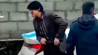 Видео с Ерболатом Кудайбергеном возле наркологии прокомментировали в полиции Алматы