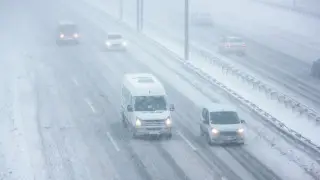 Сразу в двух областях Казахстана закрыли трассы из-за непогоды