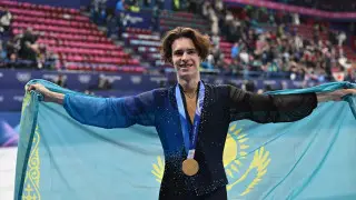 Токаев поздравил Шайдорова с золотой медалью на Олимпиаде в Италии