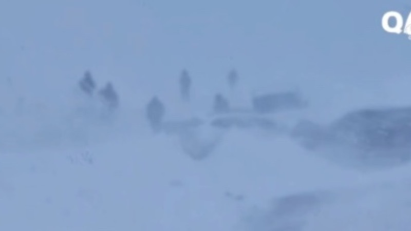 Кадры из видео