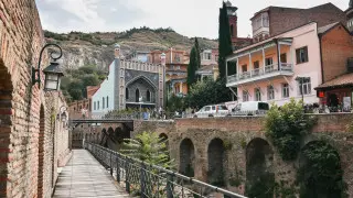 “Чтобы не было как в Европе“: Грузия ужесточает миграционное законодательство с 1 марта