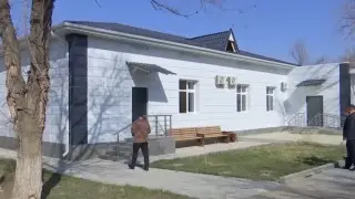 Новое здание акимата, построенное за 193 миллиона, начало рушиться в Туркестанской области