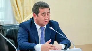 “Они сами делают свою работу“: министр о субсидиях родственникам