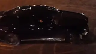 Лихач на Mercedes устроил дрифт в Алматы и пожалел