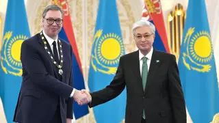 Президента Сербии наградили в Астане орденом “Алтын Қыран“