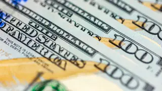 Доллар снова начал дешеветь в Казахстане