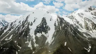 “Красный уровень“: алматинцев попросили отказаться от походов в горы