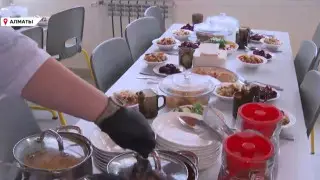 Повысить стоимость питания в школах предложили в Алматы