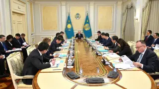 “Крупнейшие банки затягивают с исполнением этого требования“ — Токаев