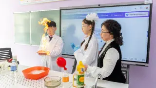 КТК-К помог модернизировать кабинеты химии в сельских школах