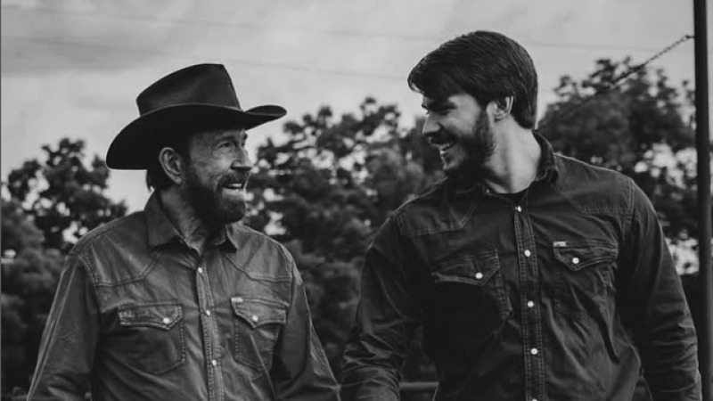 Фото: instagram.com/d.ak.ot.a