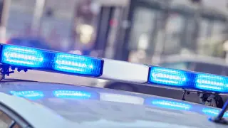 Кричал и ломал мебель: мужчина устроил погром в одной из кондитерских Актау