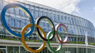 Новая политика МОК: трансгендерных спортсменов не допустят к женским соревнованиям