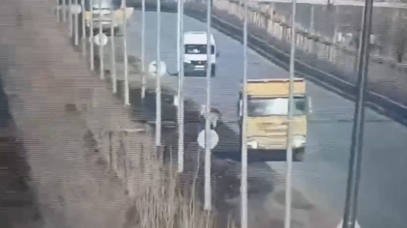 Кадры из видео