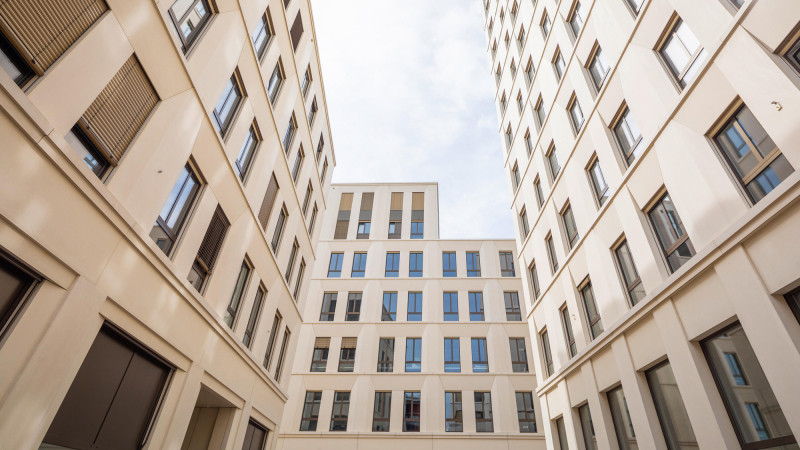 Кадры из видео