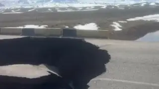 Дорога обрушилась из-за талых вод в Алматинской области - видео