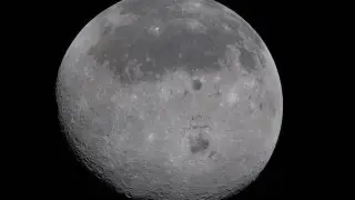 Астронавты миссии “Артемида-2“ показали обратную сторону Луны