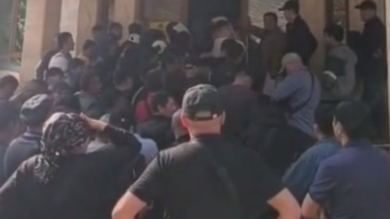 Кадр из видео