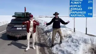 “В Казахстане никто не встретил“. Обиженному блогеру из США ответили в минтуризма